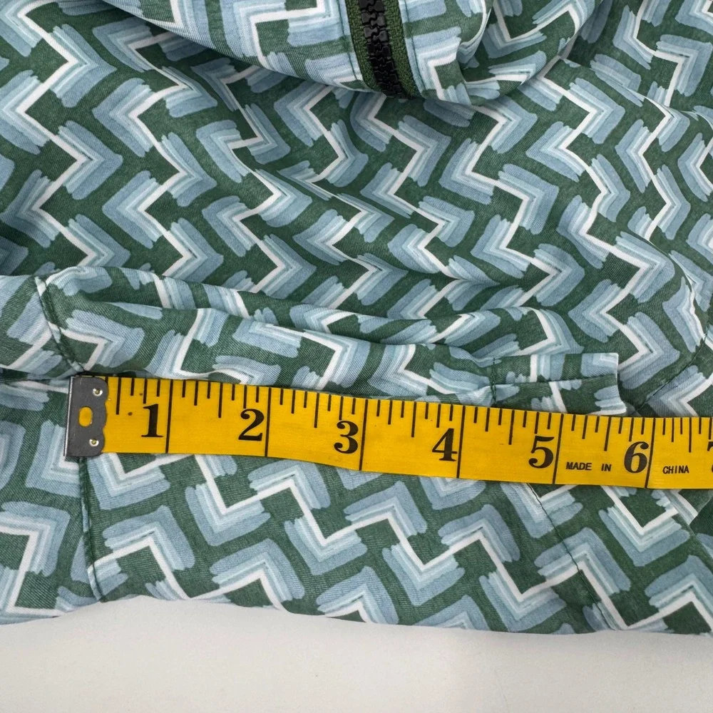 Ted Baker London Mens Green Geometric Chevron Swim Trunks Size 5 Adjustable Tabs